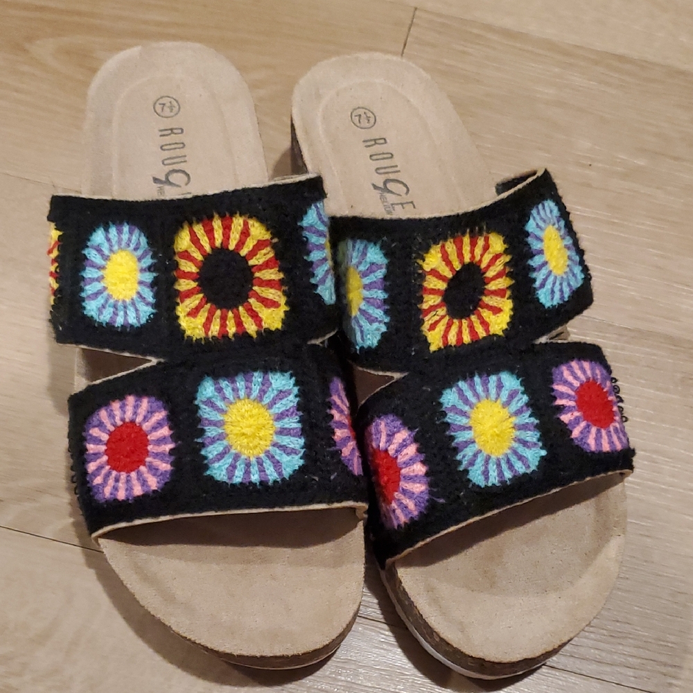 Rouge! Colorful Embroidered Mules